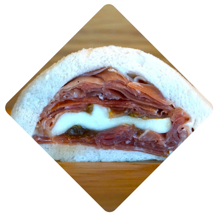 Crudo, fichi e bufala